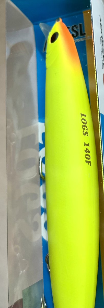 uedaturi's tweet photo. きっとこのルアー、頭がボーッとしていますね🤣🎣
午後もファイトでございます。

#釣具店
#LOGS140F
#頭がボーッ https://t.co/TDaDZsrgub