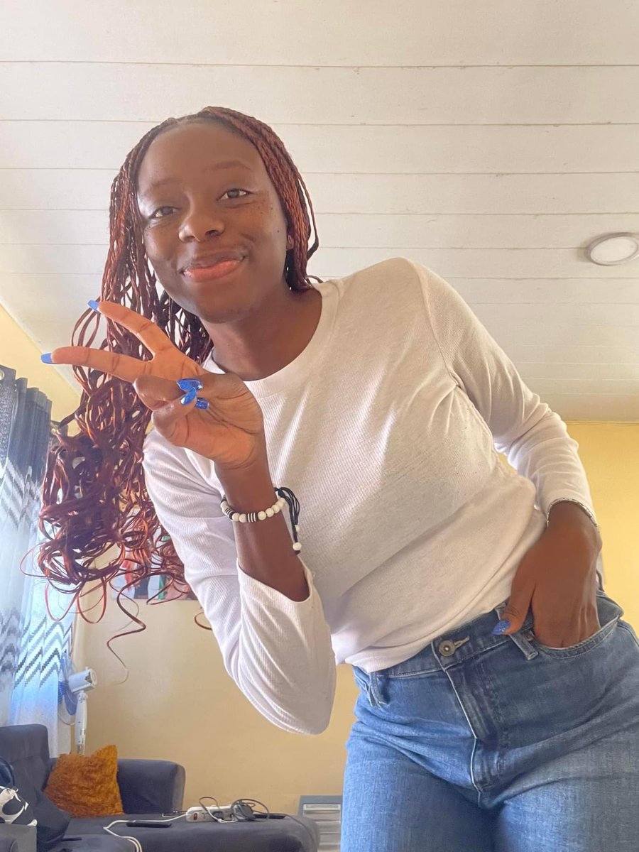 Sandramwila1's tweet photo. Help me wish this beautiful soul @MsChipasula  a happy New age . Continue winning beautiful . Here is to more CAF media officer appointments and the FIFA media officer appointment that’s in the horizon . You are a star ⭐️ https://t.co/YYcwGvv7I6