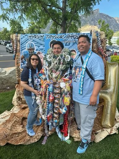 Class of 2024 QB Hyrum Ahquin! Hyrum plans to serve his LDS Mission in the near future! Congrats to the Ahquin Family!

#BLEEDBLUE