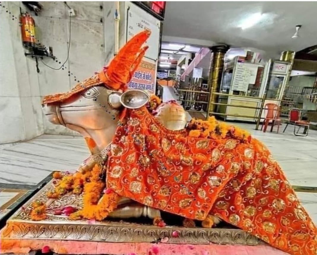 🙏🏻🌹 *जय श्री महाकाल*🌹🙏🏻 *श्री महाकालेश्वर ज्योतिर्लिंग का आज का भस्मारती शृंगार दर्शन*🚩🚩 *🔱 २३ मई २०२४ (गुरुवार)🔱*