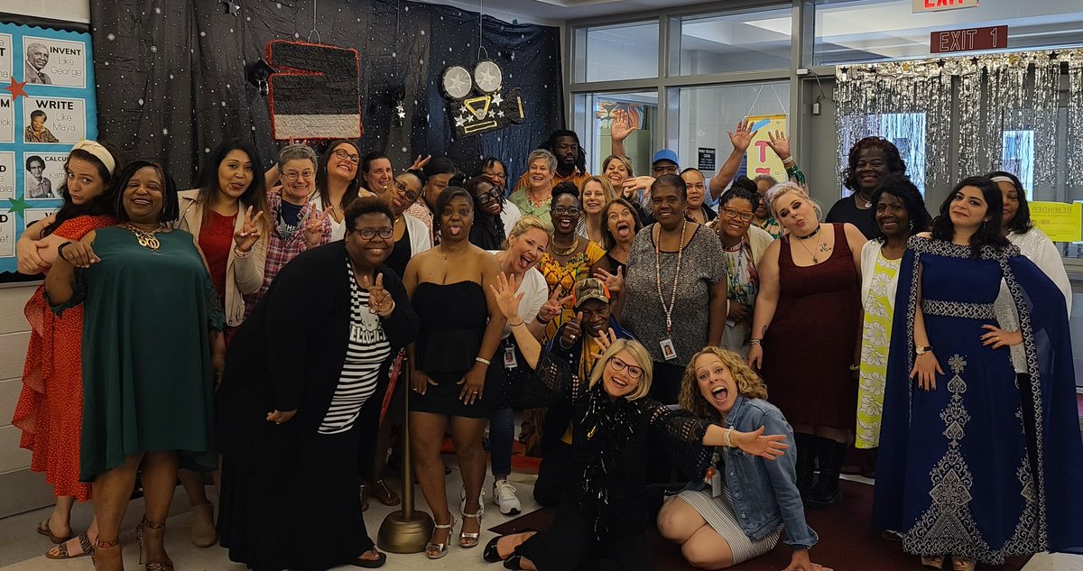 DawsonOrmanECH's tweet photo. We rolled out the red carpet for our final Family Engagement Day of the year! Preschool Prom!  10/10 HIGHLY RECOMMEND! @JCPSEARLY @BrumbackHeather https://t.co/rc8mQQ05Jv