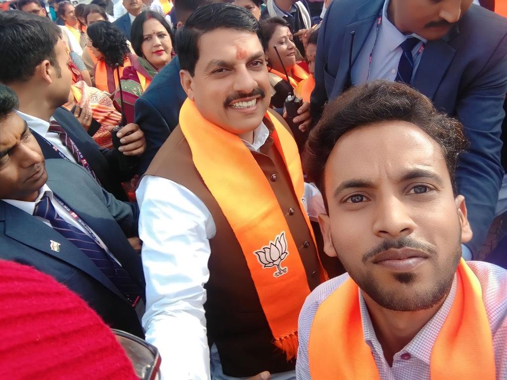 msvarg3's tweet photo. प्राथमिक शिक्षक भर्ती 2020 में  बिना किसी कारण बताए (नोटिस जारी) ओबीसी के अभ्यर्थियों के नियुक्ति रुके हुए है  उनको जारी किया जाए।और च्वाइस फीलिंग (वेटिंग)में भाग ले चुके सभी कैटेगरी के अभ्यर्थियों को नियुक्ति दी जाए।
#MPTET_VARG3_Increase_Post 
@CMMadhyaPradesh @DrMohanYadav51 https://t.co/PZQ6wjY9iS