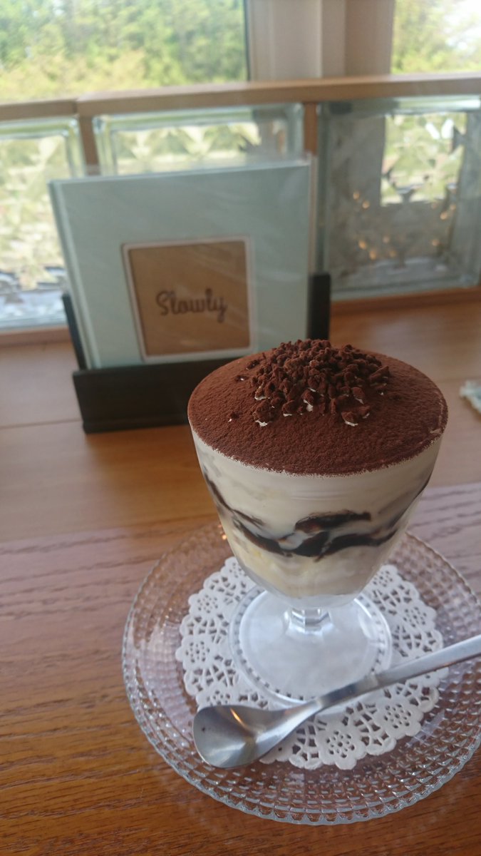 taatang29's tweet photo. お昼に高栄西にある #slowy というカフェに相方さんと来ました😃
ここは料理もドリンクも旨い❗
初めてアイスティーを注文したら、過去イチの旨さでした👍 https://t.co/4V3hpc7NtY