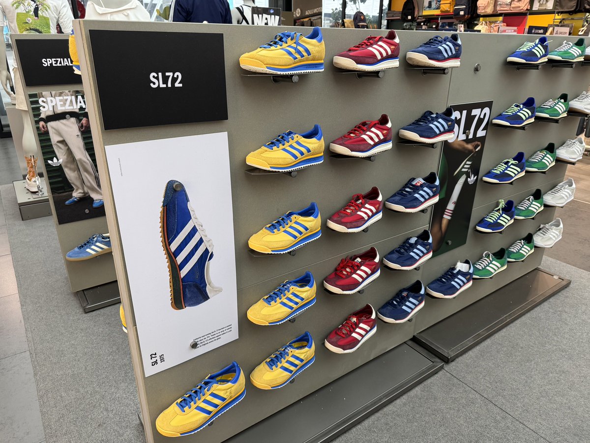 Centralnews's tweet photo. คนรัก Adidas มาด่วน!! ตอนนี้ Adidas Original Sneakers มี Pop-up ที่เซ็นทรัลลาดพร้าว! 👟 พบกับสนีกเกอร์รุ่นฮิตมากมาย ที่ขนมาให้ช้อปฟินๆ ตั้งแต่วันที่ 22 พ.ค. 67 - 4 มิ.ย. 67
⁣
#Adidas #AdidasSamba #AdidasGazelle #AdidasCampus #รองเท้าผ้าใบ https://t.co/cjGEqmqfTs