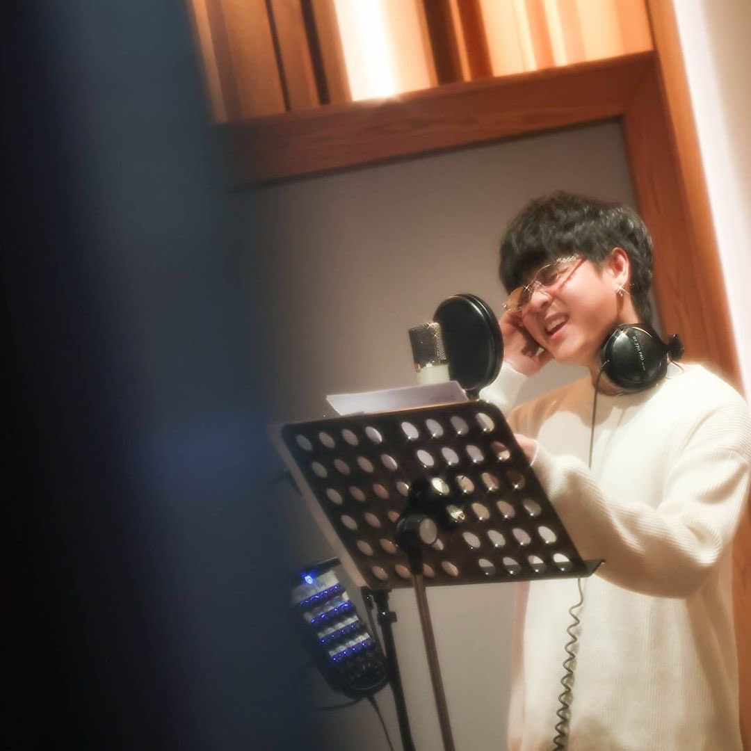 BehindTheTOYS's tweet image. RePosted @ig• @binn_sight 🙏

รอติดตาม อีก 1 ผลงาน
“You are The Magic” - The Toys ✨💫🪄
ขอบคุณทีมงานทุกท่านที่เลือกพี่ทอยไปร่วมงานนะคะ 

ปล.single นี้ใช้ภายในองค์กรและงานeventของบริษัทเท่านั้น ถ้าอยากฟังพวกเราอาจต้องเกาะติด #Buzzolute ไว้แล้วละค่ะ 🥹 

#YouAreTheMagic #Thetoys