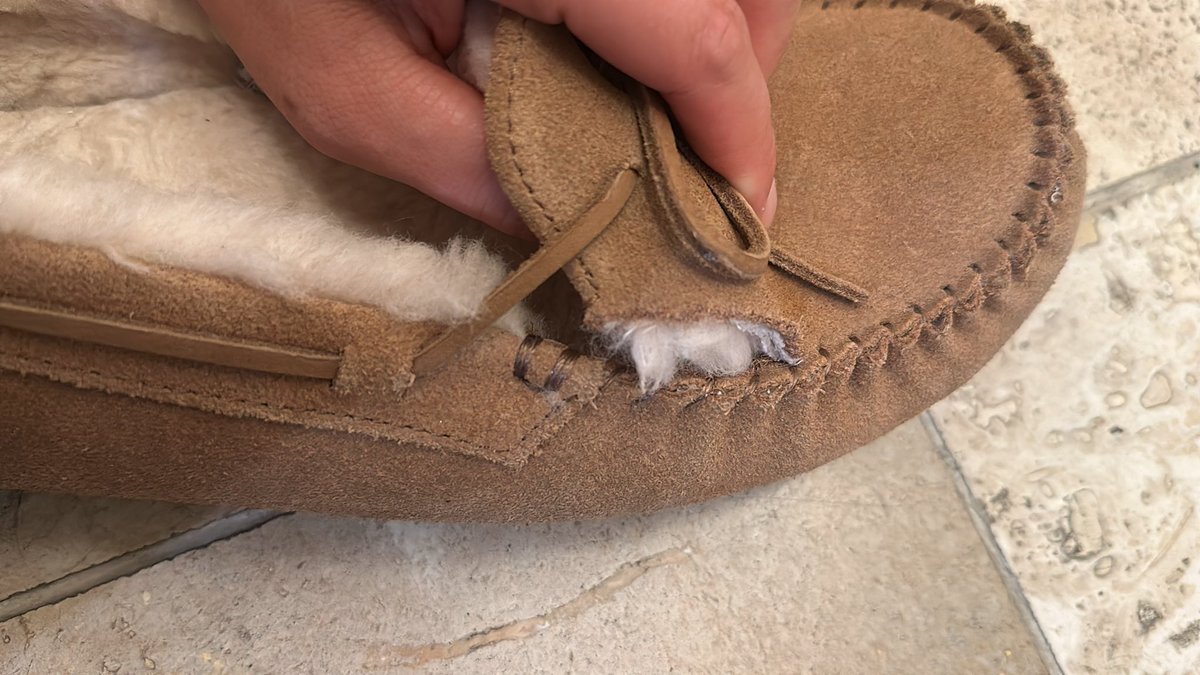 cindysxu's tweet photo. @UGG I bought these Ugg shoes and they tore!! https://t.co/1VK82MUBkL