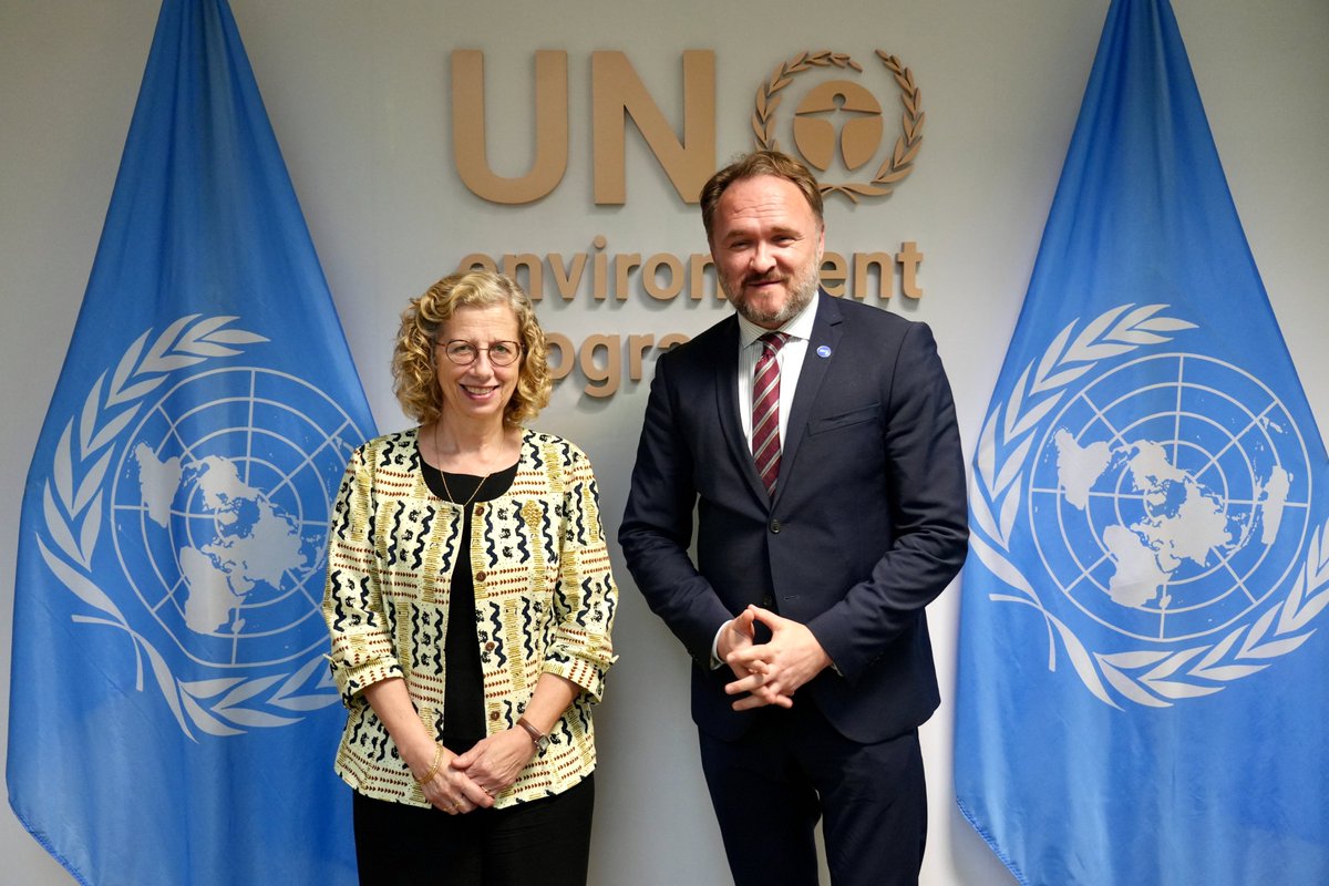 .@DanJoergensen: 'Great to meet with @UNEP’s @andersen_inger and see the @UN compound in Nairobi today.
UNEP has a strong international mandate to keep the global environment under review and is an important partner for Denmark as we share key priorities.' #dkgreen #dkpol