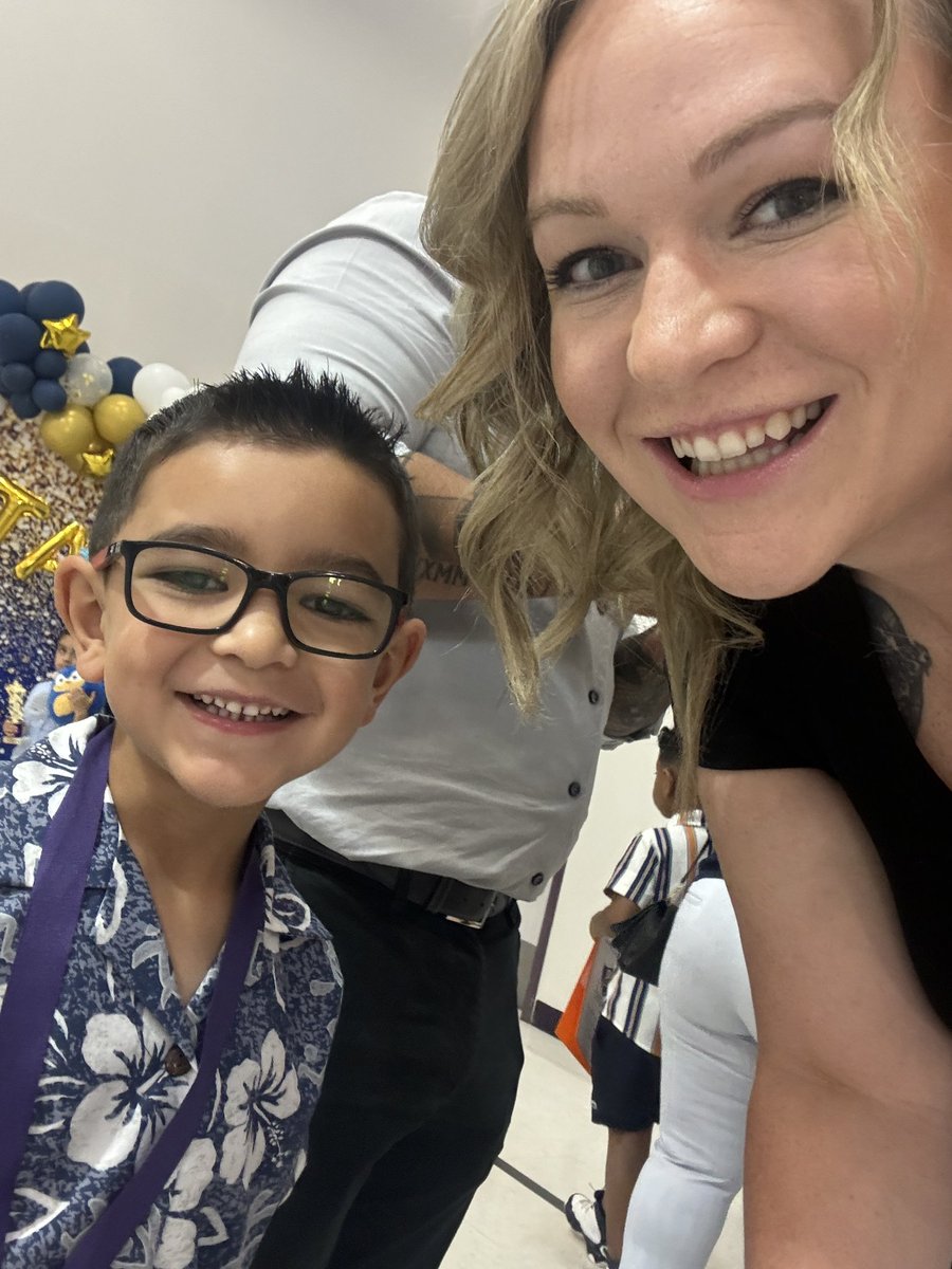 And our youngest is off to 1st grade! Thank you Ms. Gonzalez for being absolutely amazing to our son! @Ituarte_ES @JonFlores_EP @APena_MVHS @MPena1210