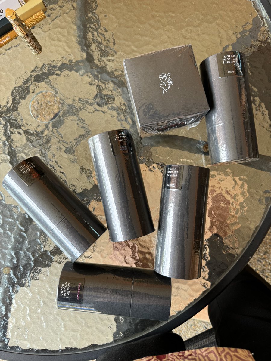 suhailfreescent's tweet photo. Latest perfume haul dari ATH

All the way from UK 🇬🇧 

Review incoming https://t.co/XXtVj9myPn
