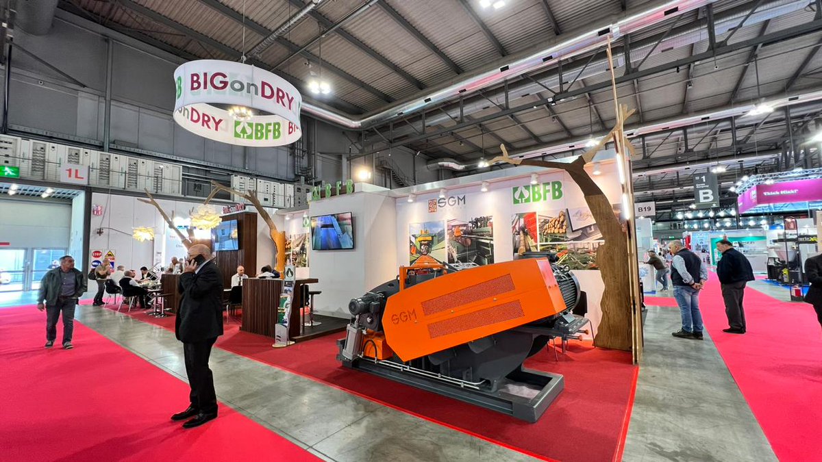 ITAHochiminh's tweet photo. The Italian Trade Agency in HCMC is happy to send our vietnamese delegates and potential buyers to the 28th edition of Xylexpo in Milan, the biennial international exhibition of woodworking and furniture technology.
@Xylexpo @PXylexpo
#xylexpo https://t.co/X9ciYvKs3R
