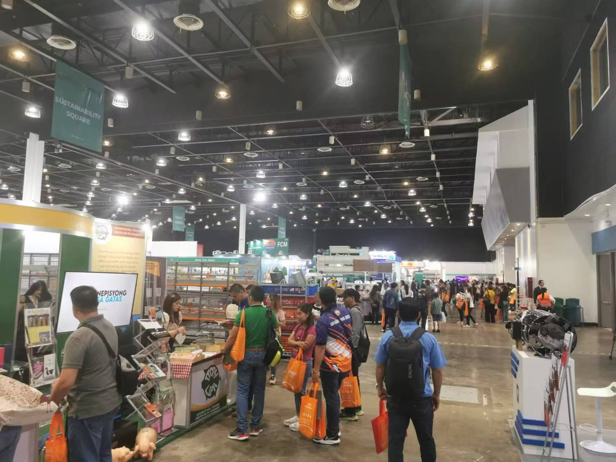 NancyDon171's tweet photo. Livestock Philippines 2024
Quaculture Philippines 2024

We provide one stop door-to-door shipping solutions from China to Philippines by sea/air. 
If you have any import and export goods to be shipped, please contact us.🚢✈️

#Philippinesexhibition #livestock #quaculture #broker https://t.co/lxKdMoJbr4