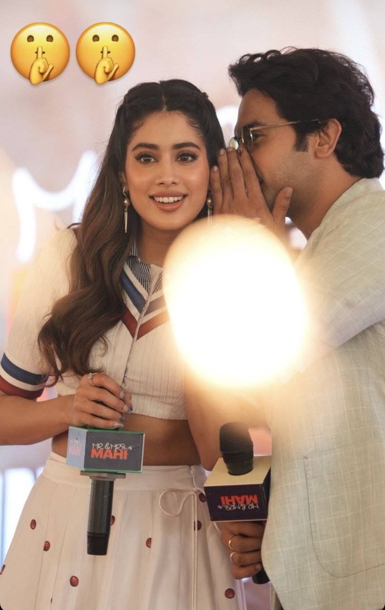 What is #RajkummarRao whispering in #JanhviKapoor’s ear? P.S.: Wrong answers only! 🤭