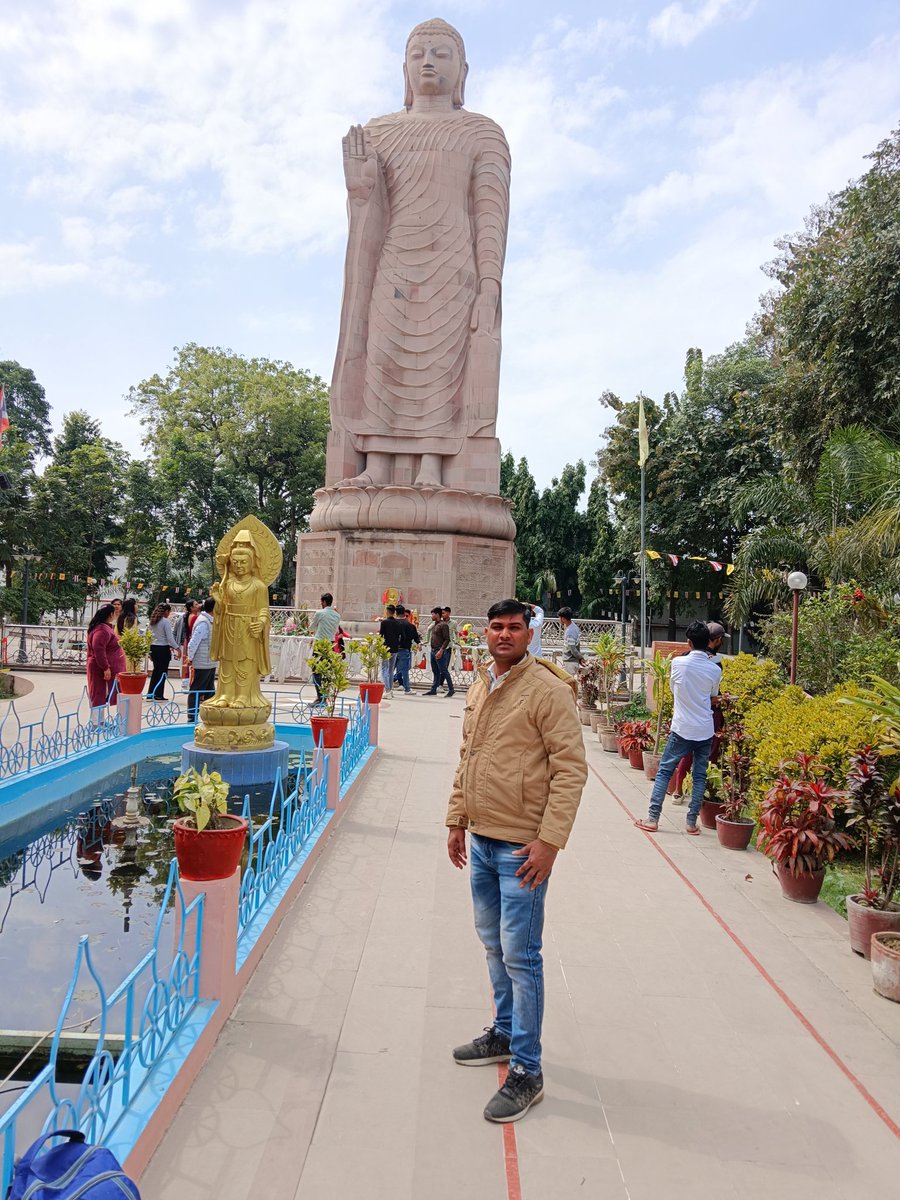 S89237078's tweet photo. बुद्ध पूर्णिमा दिवस हार्दिक शुभकामनाएं https://t.co/a0yOJUTY3i
