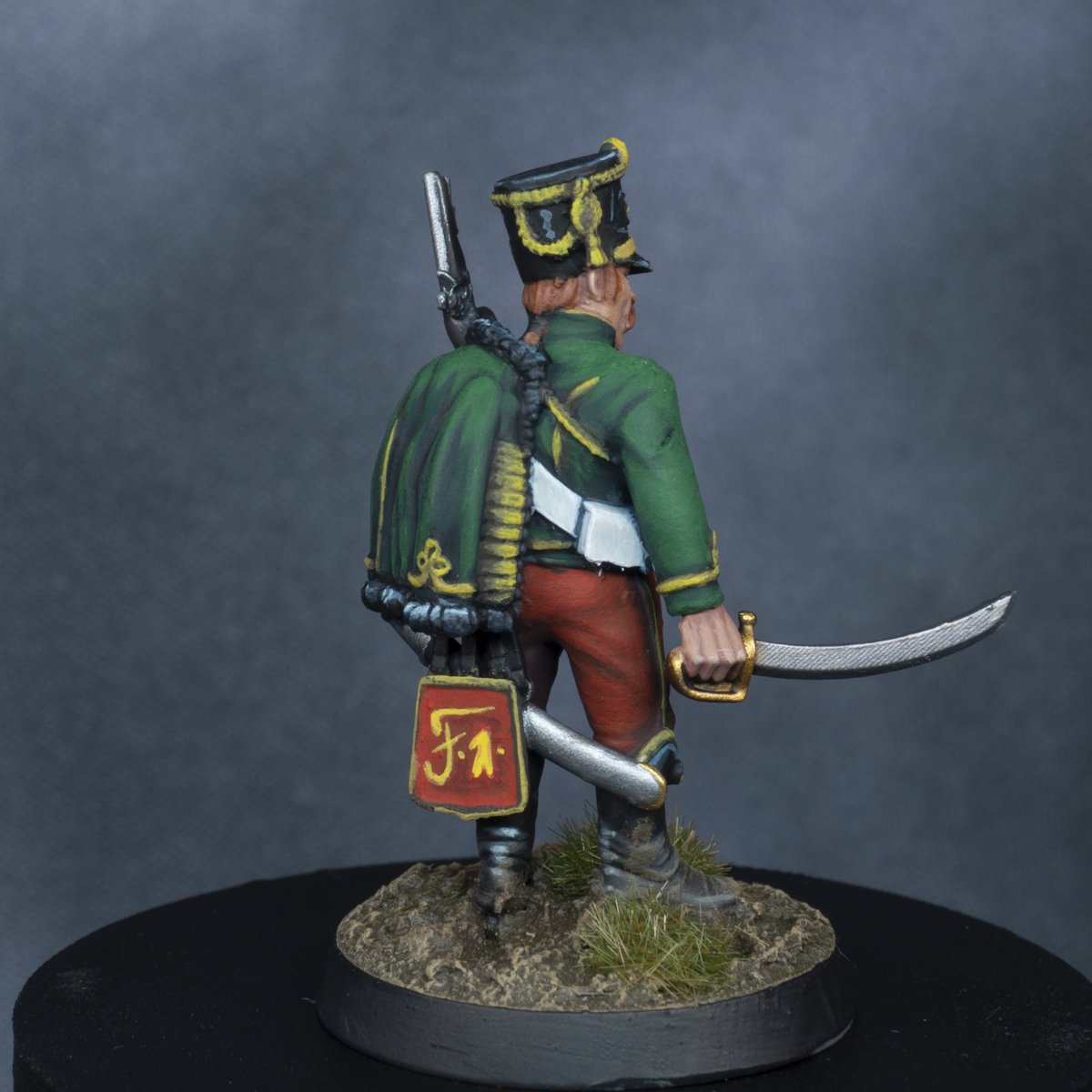 Painted up this lovely Hussar from Lost Heresy Miniatures for Silver Bayonet by @OspreyBooks . Special thanks to @_Peachy_Tips_ for mentioning this game on the recent Juggz Podcast! #napoleonics #skirmishgames #paintingminiatures #warmongers #miniaturepainting #hussar