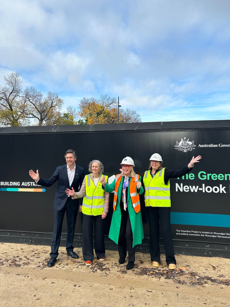 We have officially broken ground on the Birrarung Marr stage of our Greenline Project 👷‍♀️ Greenline will transform the north bank of the Yarra River – creating 4km of promenades, parks, cultural sites and environmental renewal from Birrarung Marr to the Bolte Bridge.