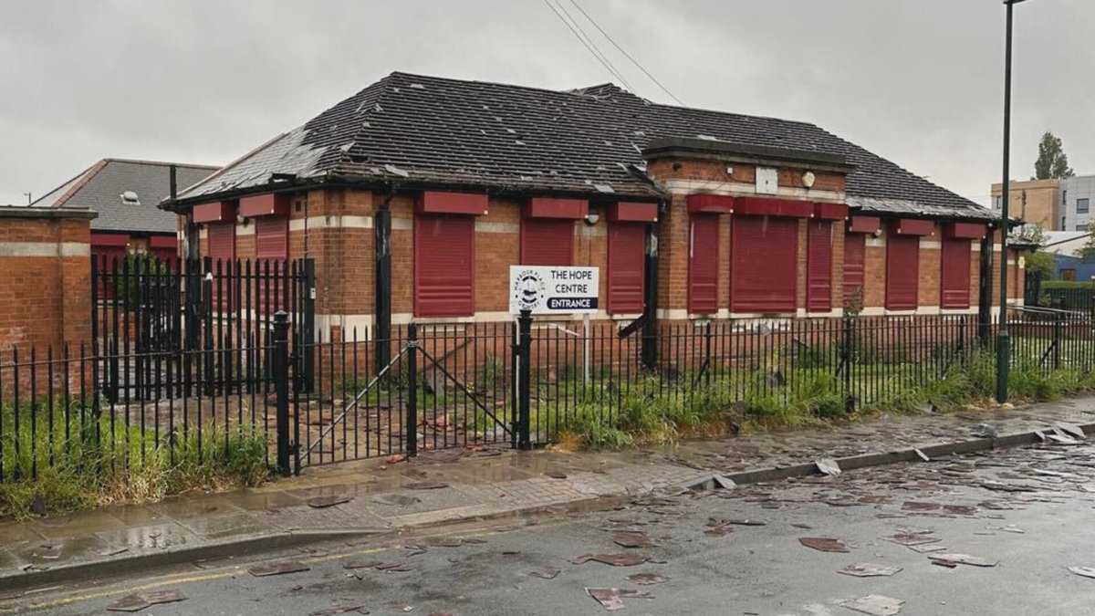 A homeless shelter in Grimsby has been forced to close for the foreseeable future after a man allegedly threw a 'significant' number of roof tiles onto the street below. The centre provides short-term rooms, now alternative accommodation is now being sourced for 5 residents.