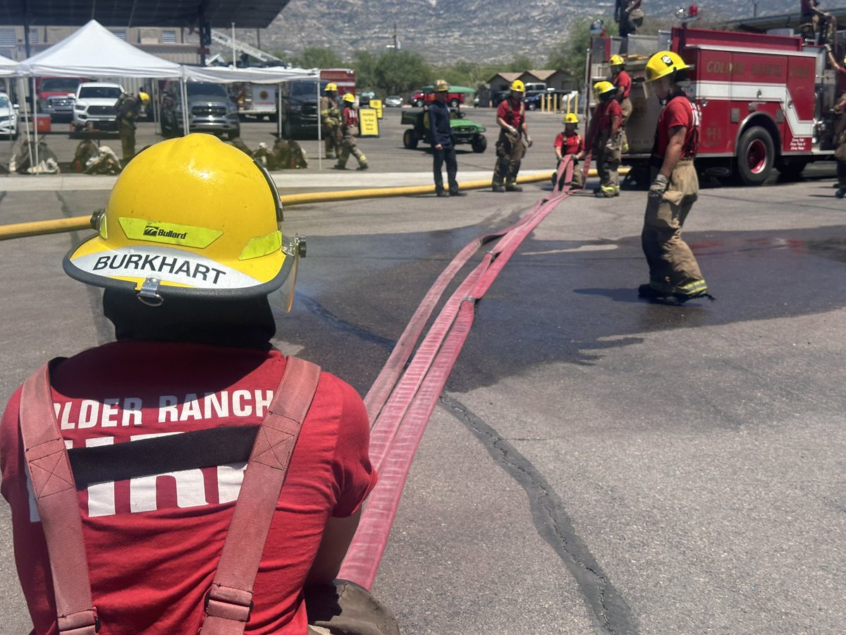 Golder Ranch Fire tweet media