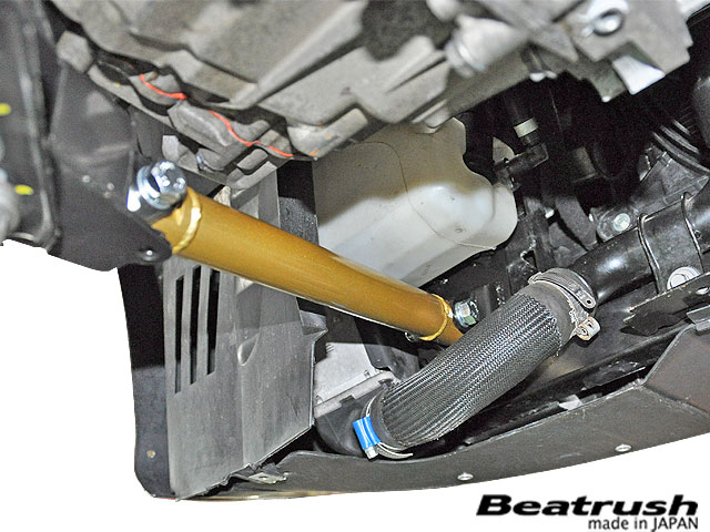 LAILE_BEATRUSH's tweet photo. 【新製品案内】
ABARTH 595 (312141) 用パーツの発売！！

◆ フロントパフォーマンスバー
￥36,300-（本体価格 ￥33,000-）
フロントロアアーム部の剛性を上げトラクションの向上とコーナー進入時のステアリングレスポンスを向上させます。

https://t.co/bQQjBE1ixi
https://t.co/7DZndWjAs4 https://t.co/AZGuqvkn1i