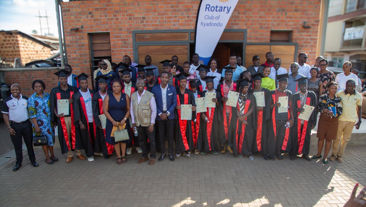 Rotary District 9213 tweet media
