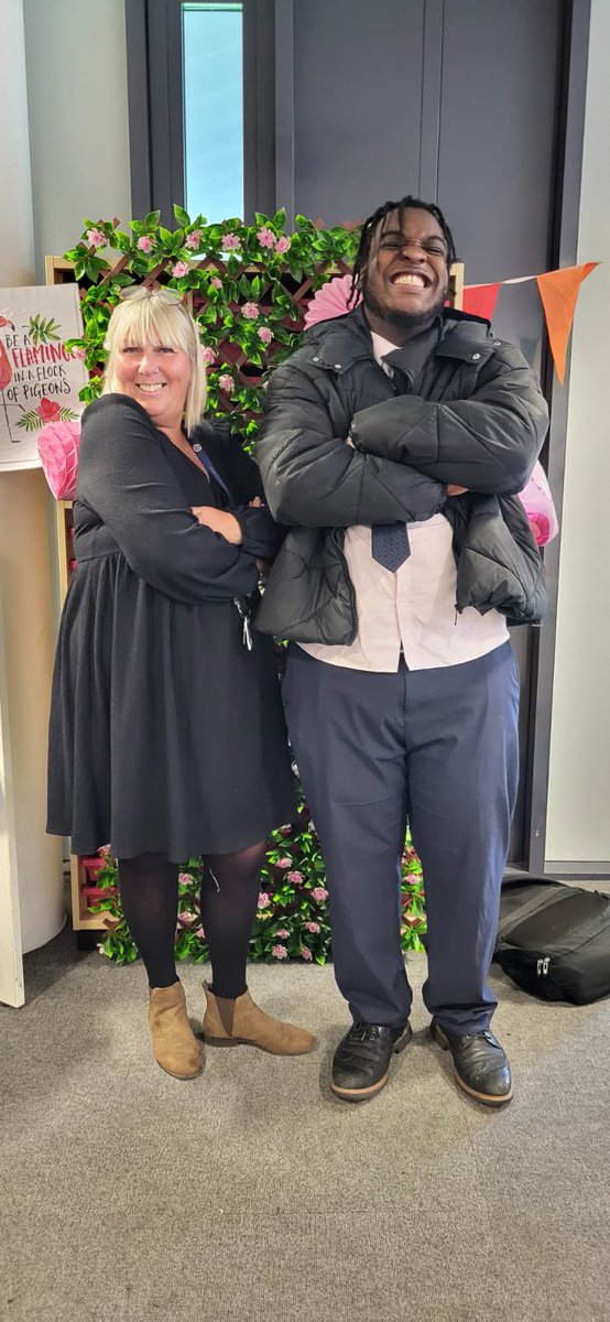 thegrangebushey's tweet photo. "Making unforgettable memories at TGA! 🎉 Best of luck to everyone tackling exams – you've got this! 📚✏️ #TGAMemories #ExamSeason #GoodLuck #StudentLife #TGACommunity" #thegrangeacademy https://t.co/cohx6spRlq