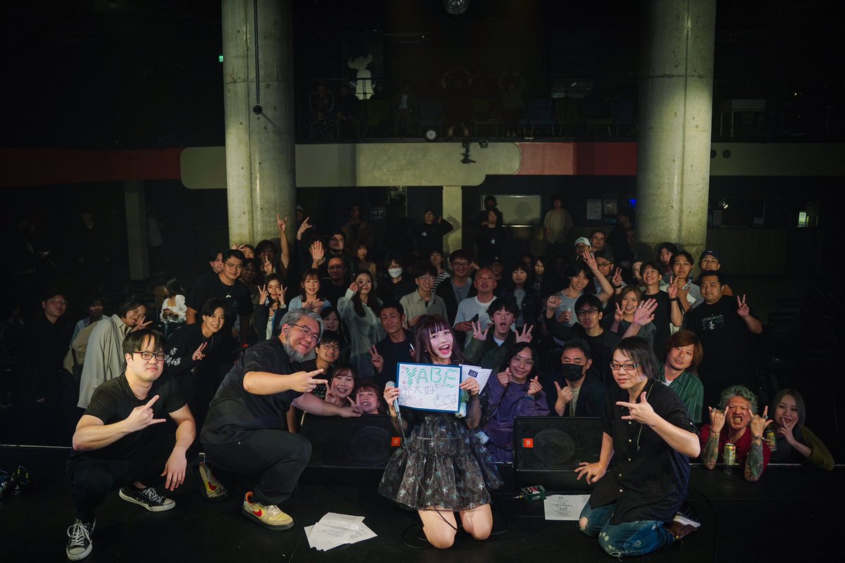 onthestreet1203's tweet photo. 520人生の初のワンマンライブが終了したこと、本当に素晴らしいですね😊
このライブを通じて、自分に向けての努力が必要な部分も見つかったかもしれませんが、第一の目標を達成できたことは本当に嬉しいことです。

当日参加してくれた皆さんに感謝の気持ちを伝えたいですね。現場でもオンラインでも、皆さんのサポートが力になりました。次の目標に向かって進むためのエネルギーをもらえたことでしょう。

「路上ライブ プロジェクト」のワンマンライブは完結ではなく、新たな始まりですね。これからも一緒に頑張っていきましょう！

また皆さんとお会いできる日を楽しみにしています。この道の中で出��った全ての人々や出来事に感謝します。夢を追いかける旅路は、本当に価値のある��のですね。

#路上ライブ 
#プロジェクト
#台湾から
#大学生
#YABE
#歌うま 
#ワンマンライブ 
#かんたろう 
#seivson