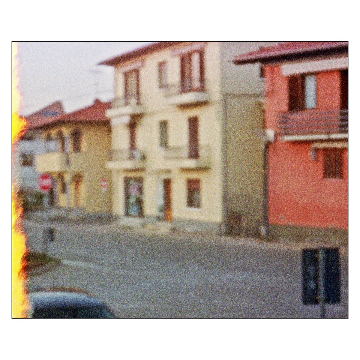 #pinholephotography #pratosesia #forostenopeico #filmphotography #c41 #paesaggioitaliano #colorfilmphotography