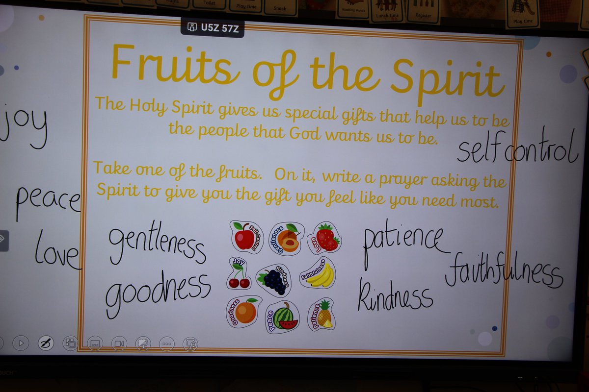strichardsrc's tweet photo. Year 1 took part in their Class Prayer and Liturgy today. They took one of the fruits and asked the Spirit to give them a gift - of kindness, goodness, patience and all of the other special gifts that help us to be the people God wants us to be. #classliturgy @CuthbertPrimary https://t.co/rsJGrYcUv4