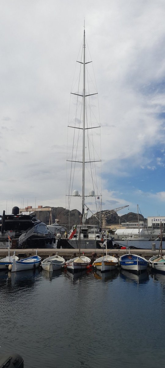 HassaneTraveler's tweet photo. À La Ciotat 🛳🚤⚓🛶⛵
#DestinationLaCiotat https://t.co/T7jPk8Fquv