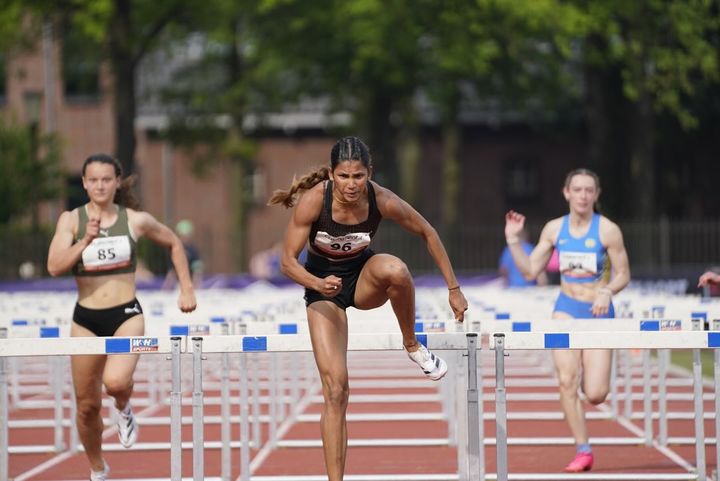 Latest news from Motonet GP Jyvaskyla🇫🇮 #Athletics☑ 🇮🇳's hurdle queen Jyothi Yarraji finished 1️⃣st in Women's 100m Hurdles finals, matching her NR & PB timing of 12.78s So close to that #Olympics qualification mark of 12.77s💔 Kudos to your strength and spirit Jyothi🫡