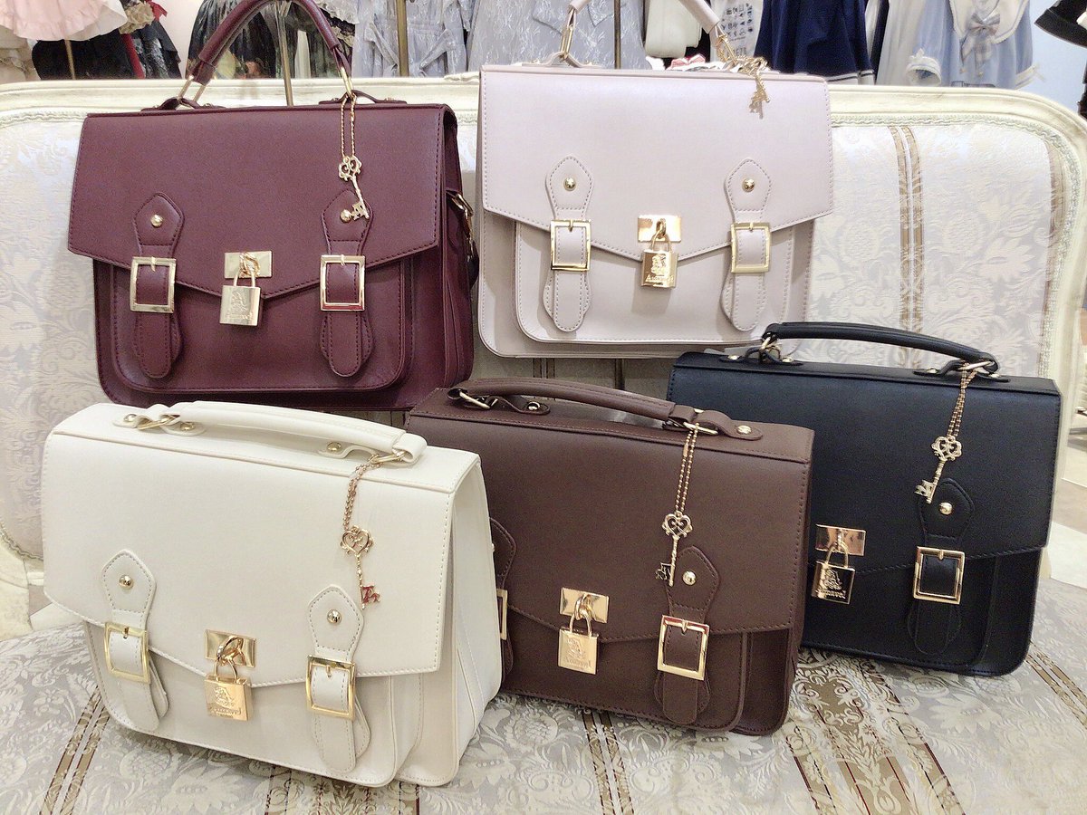 🧸新宿店限定プライス🧸 5/24(金)〜6/2(日)限定❗️ Petit Ange Croix