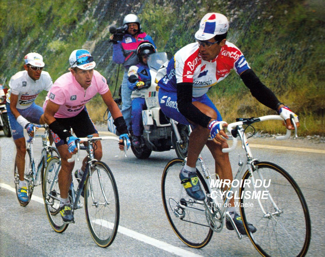 Le podium du Giro d'Italia 1994 #EvgeniBerzin #MarcoPantani #MiguelIndurain #GirodItalia #Giro #Giro77 #Giro107 #ciclismo #cyclisme #cycling #LesRP