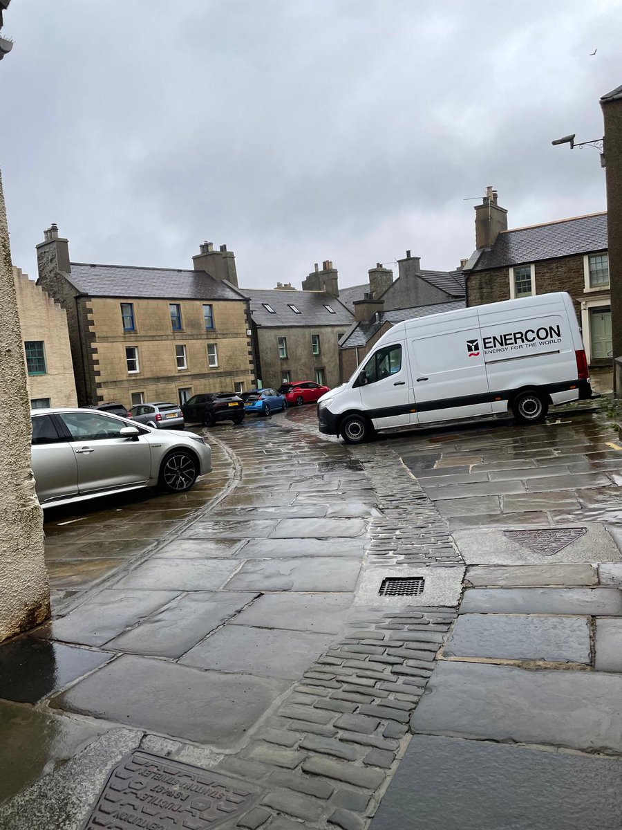 FireStromness's tweet photo. Stromness streets are narrow and large vehicles parked in small spaces for cars makes it very difficult for emergency services to negotiate them. Please be considerate when parking. @ENERCON_UK Thank you. https://t.co/stB4FcEq6D