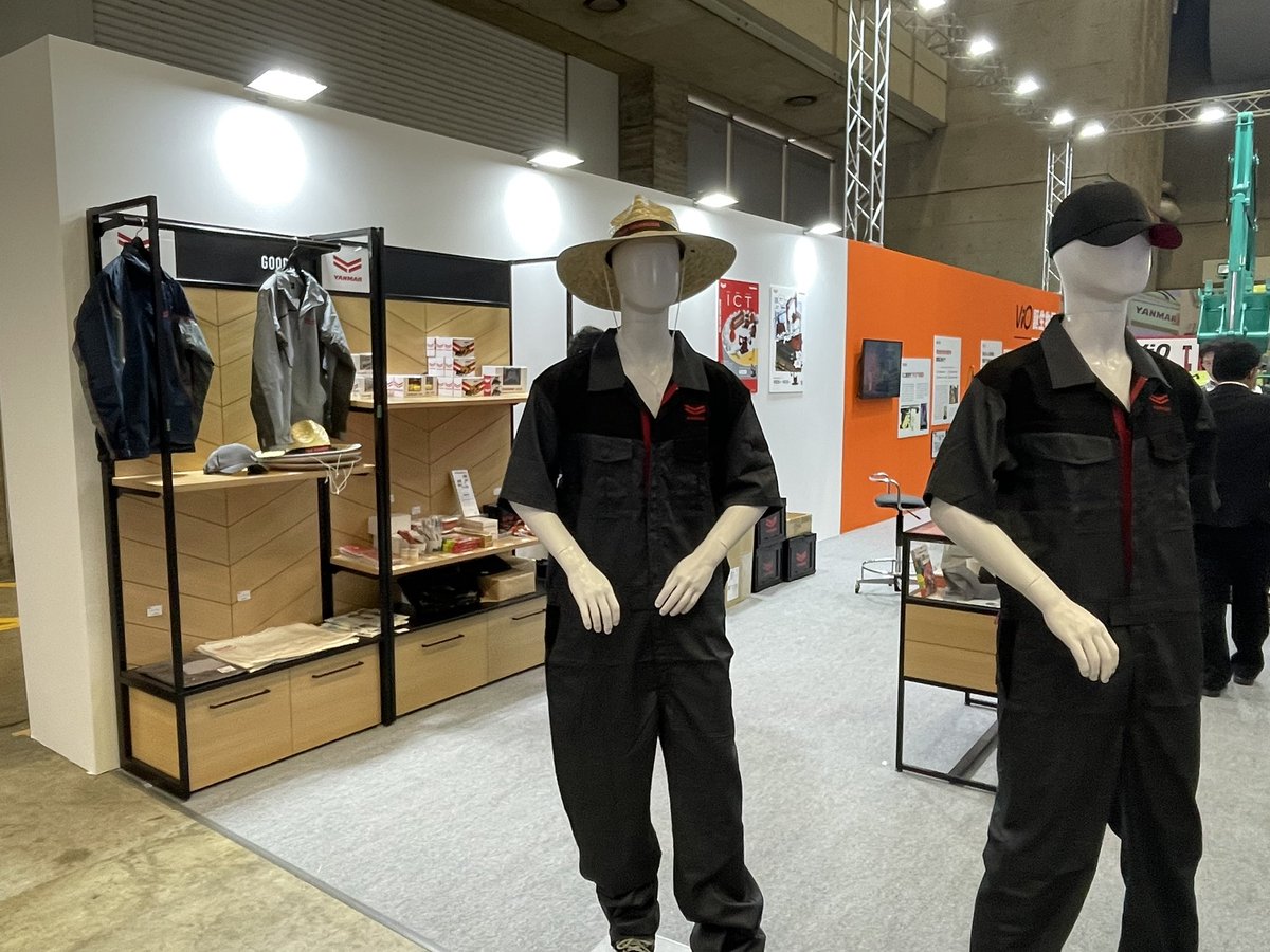 MotorFanweb's tweet photo. ヤンマーもすっかり垢抜けてしまって……誰だこのヤン坊マー坊は？
#CSPIEXPO 
#建設測量生産性向上展 
#ヤンマー 
#YAMMER 
#ヤン坊マー坊 https://t.co/Zy8wVChoF2