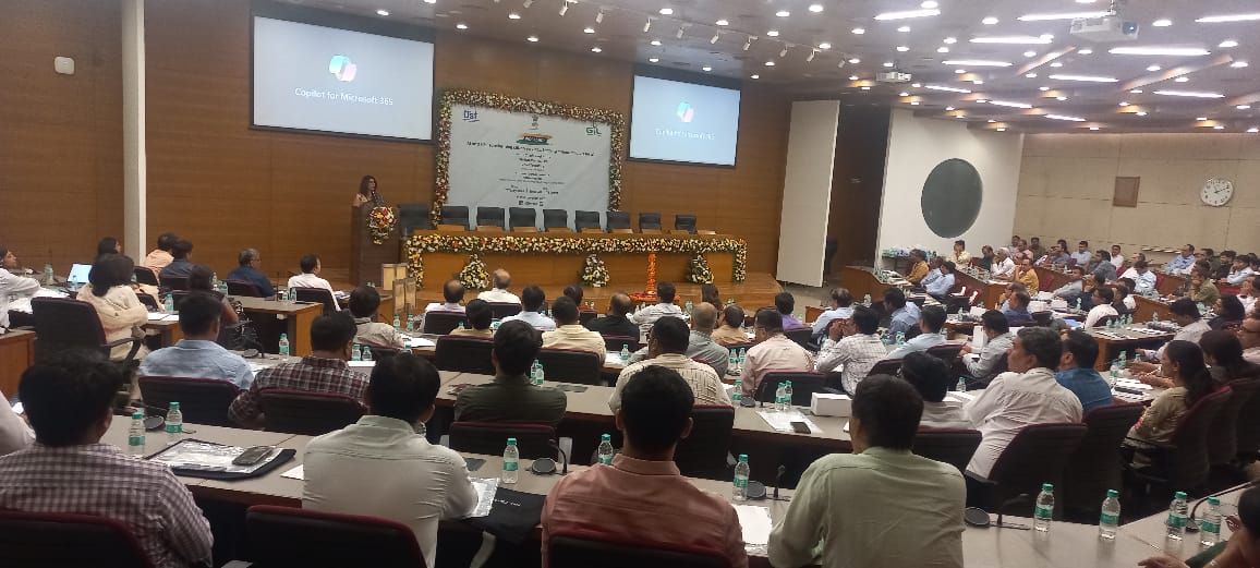 Workshop on #AI #ML: Transforming Citizen Services Shaping a Smarter Future for All Organized by @dstGujarat Discussing contours of AI driven Governance Insightful discussions and presentations Truly Engaging!!!