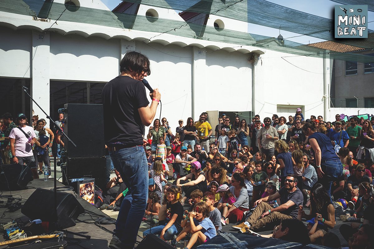 minibeatfest's tweet photo. 03. REPORTATGE VISUAL
📸 per @XaviPiera
JOAN COLOMO ⚡️ THE CRÜX ⚡️ PERRO PACHINGO ⚡️ TROMPETA
7è FESTIVAL MINIBEAT
🎯 Granollers · 5/5/2024 #MiniBeat2024
⚡️https://t.co/aFgW5hO5eT https://t.co/ggI6MmJUdw