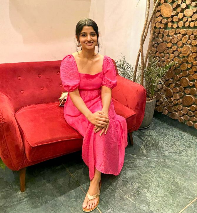 In Pix: Adorable #AishaniShetty

rediff.com/getahead/repor…

#KannadaStar #Beauty #Glamour #FashionGuide #StyleTips #RediffStyle