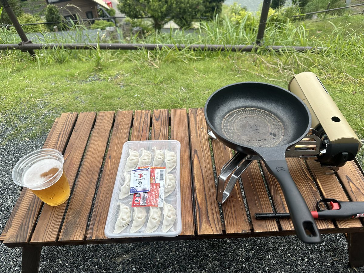 Camp_Times1's tweet photo. 生ビールと餃子🥟 https://t.co/syi14835j9