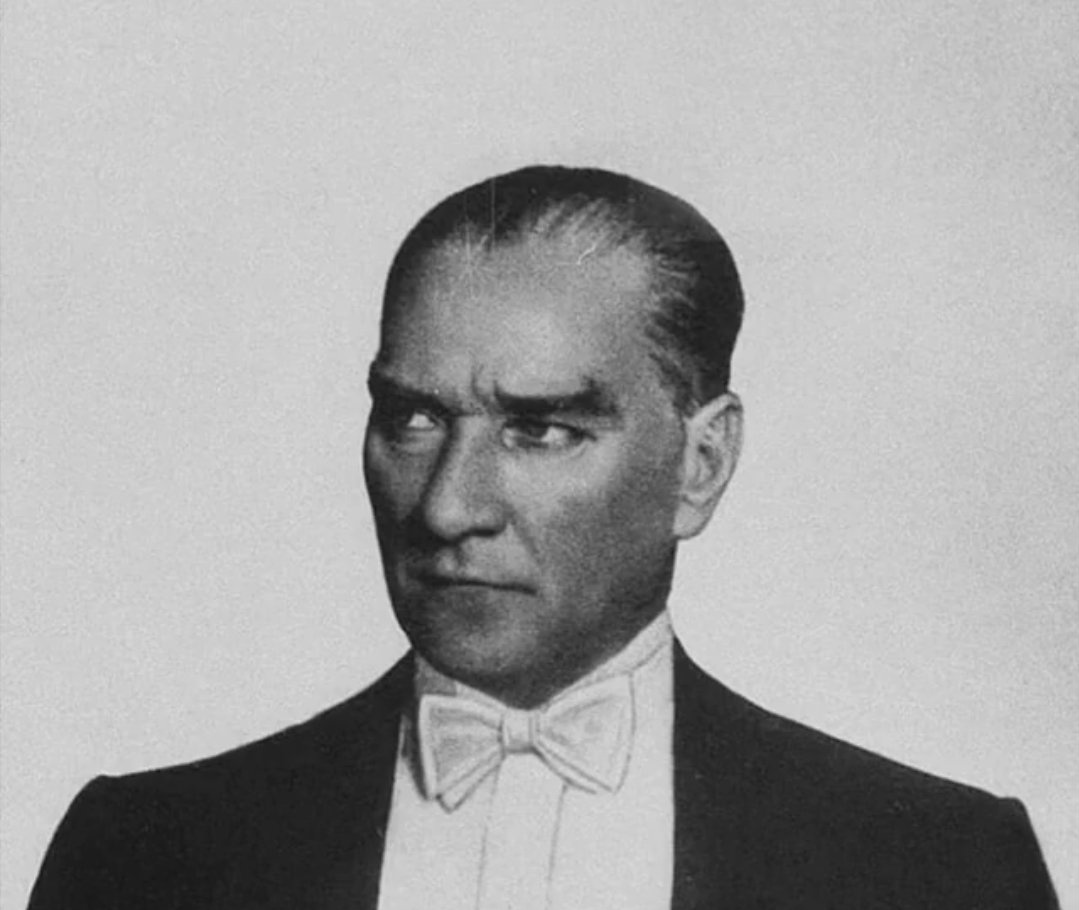 'Biz doğrudan doğruya milliyetperveriz ve Türk milletçisiyiz.' —Mustafa Kemal Atatürk