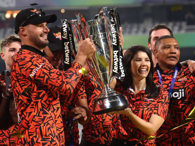Sandarbh_Raj's tweet photo. Till now I have been saying that SRH should play Glenn Phillips, but now I think that the last two matches are left, why not bring back Aiden Markram because the way Rahul Tripathi has come back and batting in good form, he can also make comback on this Crucial stage of the tournament. Markram has also helped SEC win the trophy two times he knows how to handle pressure and play in knockout stages more than Phillips.
#SRHvsRR #Qualifier2