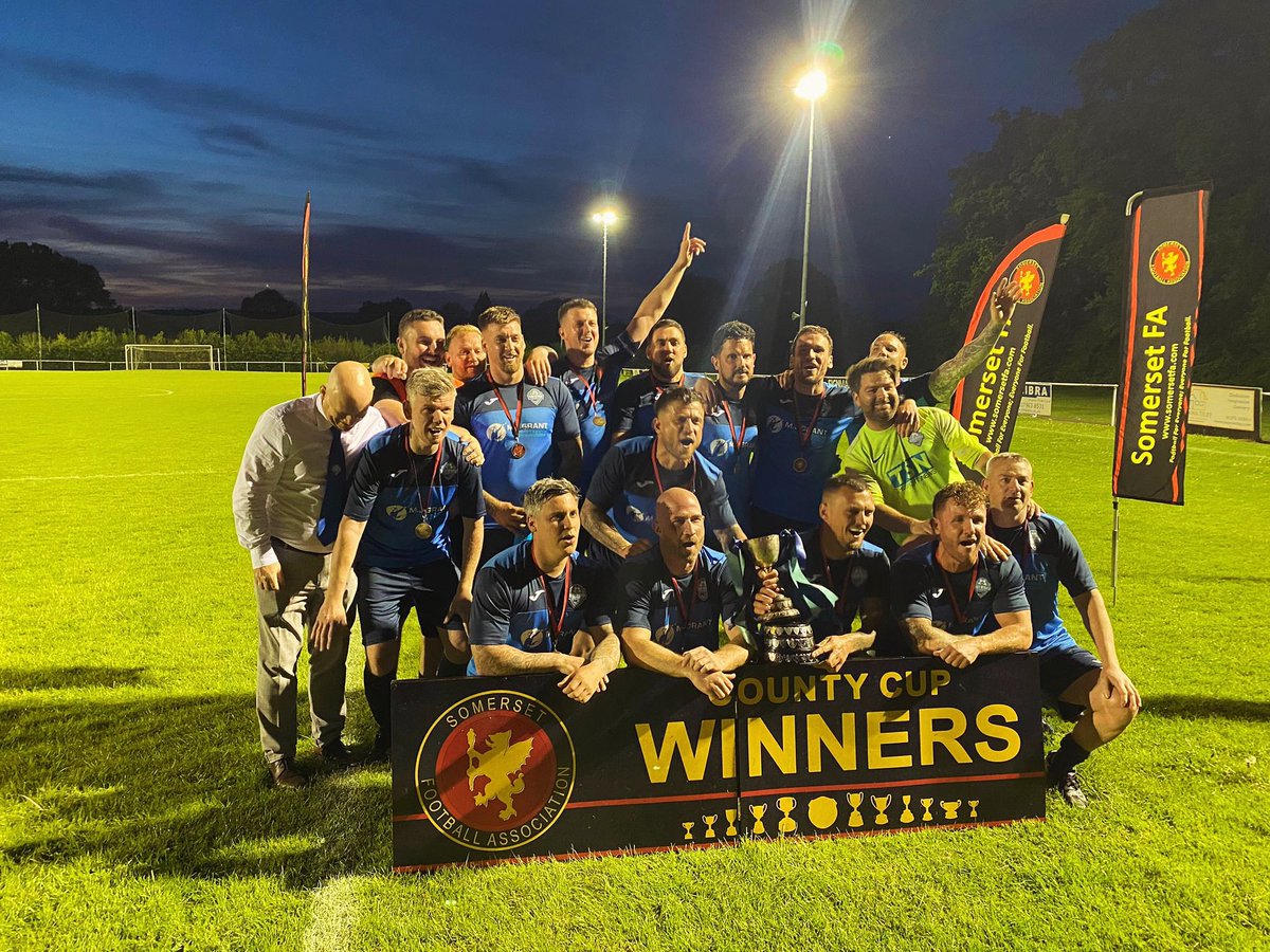 Not a bad week for the Woodsmen 🪵

Back to back county cups ✔️
Promotion✔️

#upthewood