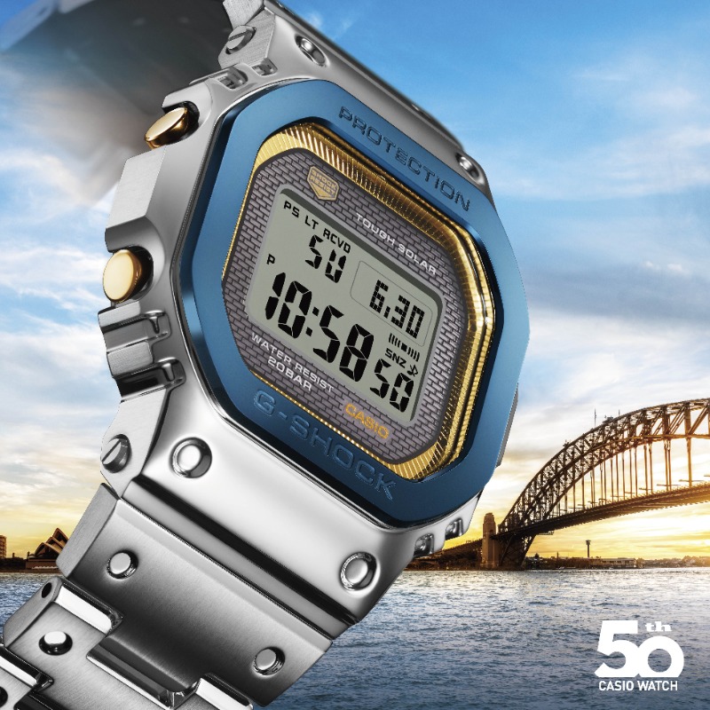 GSHOCK_OFFICIAL's tweet photo. CAISO WATCH 50th Anniversary
GOING BEYOND TIME
カシオ初の腕時計「CASIOTRON」の誕生から50年を記念したアニバーサリーモデルが登場🌅
G-SHOCK GMW-B5000SSは、ブルー×ゴールドのアクセントカラーを纏い、 CASIOTRON初号機をオマージュしたフルーテッドデザインを採用しています 。
#casio50th