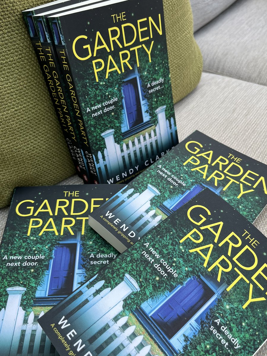 A reader has described my latest psychological thriller #TheGardenParty as their ‘thriller of 2024’. That makes me very happy! 

⭐️⭐️⭐️⭐️⭐️ Dark and twisty

📚 geni.us/B0CRB58NRBauth…

#psychlit #readercommunity