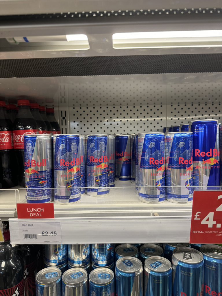 LewisPennicott's tweet photo. Real #F1 fans will find this funny https://t.co/gPPZafZQCO