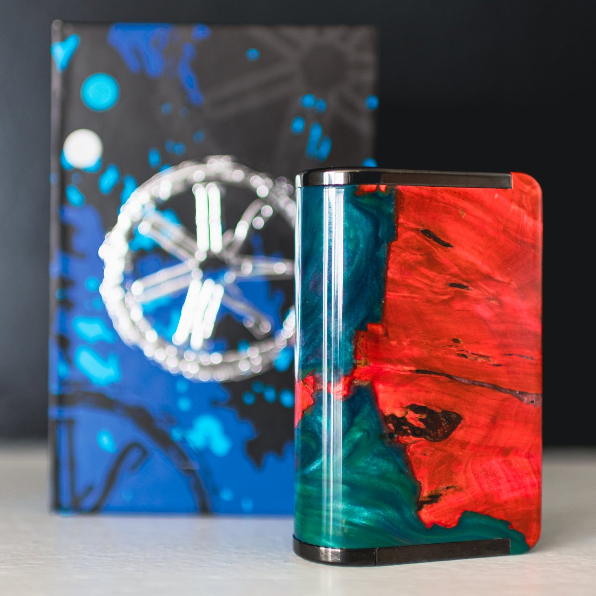 Vape_TreeJP's tweet photo. 美しいスタビライズドウッドデザインと高性能を兼ね備えた Asmodus Kodama 180W モッドの在庫がラスト１点となりました！
この貴重な一品をお見逃しなく🤩✨

Vape Tree
11:00 - 21:00
沖縄県中頭郡北谷町美浜2-7-8 
#okinawa #電子タバコ #限定在庫 #Asmodus https://t.co/sRRFxqvRjA