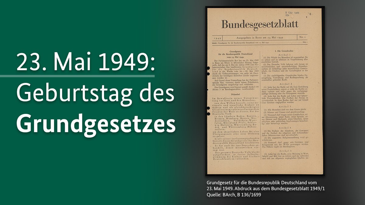 BundesarchivD's tweet photo. Erfolg für die #Demokratie: Seit 75 Jahren ist das Grundgesetz die Basis unseres Zusammenlebens. In den kommenden Monaten stellen wir Fotos &amp; Dokumente aus dem #Bundesarchiv rund ums Grundgesetz vor. 1/8 https://t.co/8gzJTF23v7
