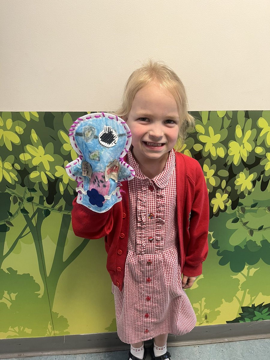 cp_class1's tweet photo. Have a look at some of our amazing puppets! https://t.co/djxT1LnhxJ