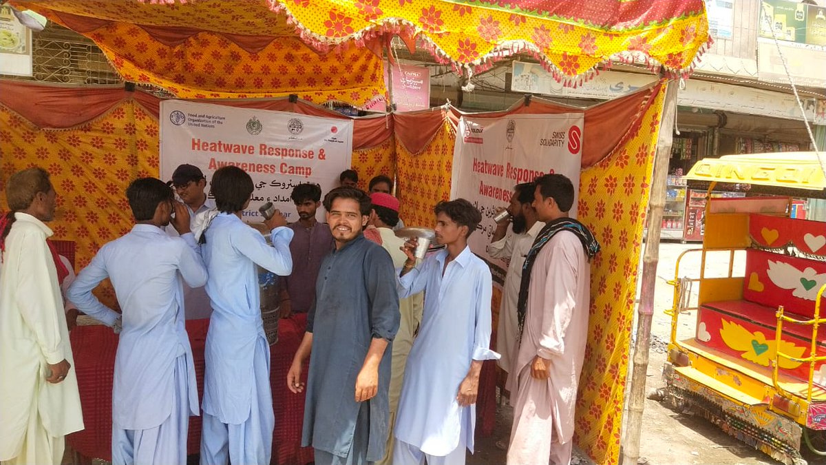 SAFWC0's tweet photo. SAFWCO  Established the Heatwave Response Drinking Water Camp in City Shadadpur at  Tando Adam Chok District: Sanghar.

#SAFWCO #heatwave #drinkingwatercamp https://t.co/PEuxnWUN9D