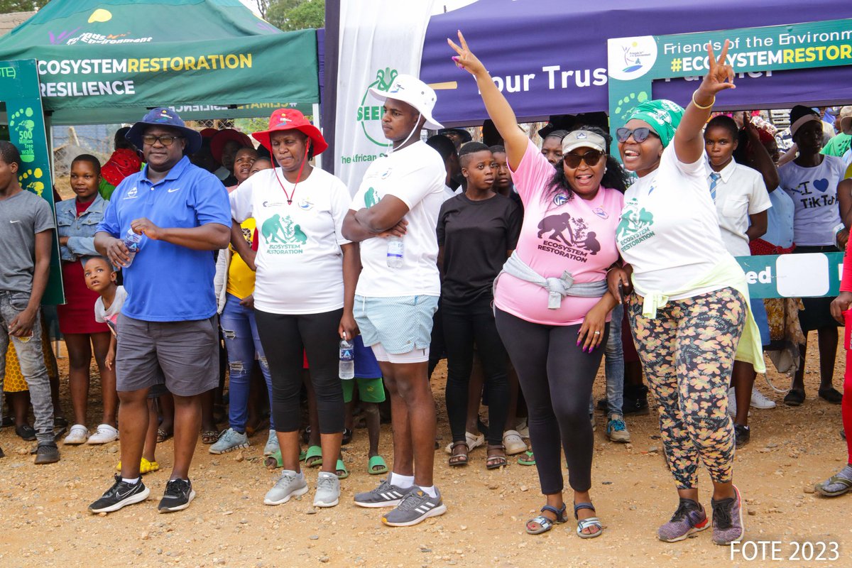 Throw back Thursday #PlantATreeToday #EcosystemRestorstion #BuildingCommunitiesTogether @Nyaradzo_Group @SeedCoZimbabwe @OKZimbabwe @OldMutualZW @roadangelszim @StanbicBankZW @forestrycom1 @EMAeep