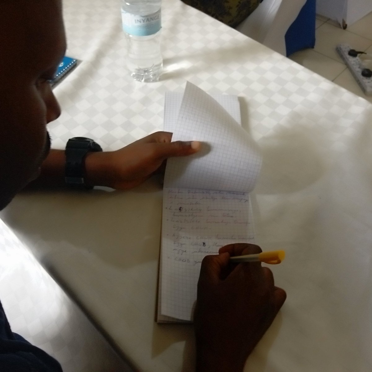 On the 4th day of the training on the techniques of investigating medical malpractice cases, trainees are given a scenario of medical malpractice cases to investigate by the facilitator from @RIB_Rw , so as to practice what they have been learning from Monday @RwandaHealth