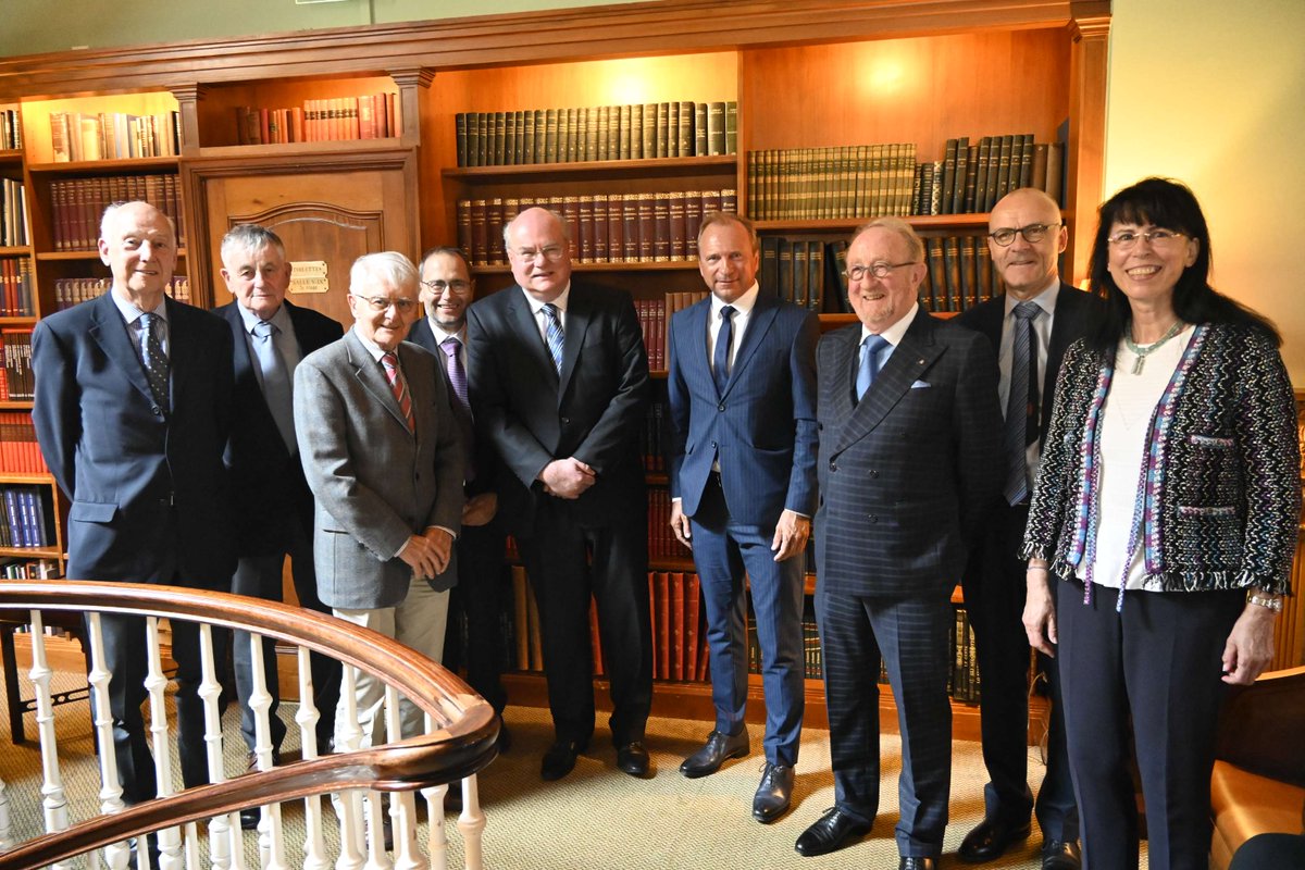 Op der Generalversammlung vun <a href="/InvestasL/">Investas Luxembourg</a> hunn ech betount, dass finanziell Bildung de Grondstee vun der Kapitalmaartunioun muss sinn. Gutt informéiert Investore wäerten dat vollt Potenzial vun eise Kapitalmäert kennen entfessele fir eis 🇪🇺 Ekonomie ze finanzéieren. <a href="/gouv_lu/">GouvernementLU</a>